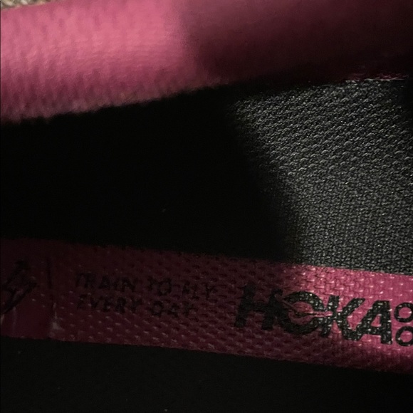 Hoka One One Mach 4 Women's Fuchsia Athletic Shoes - Picture 7 of 11